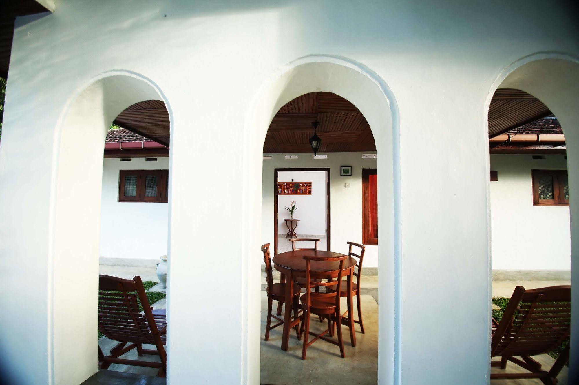 Summer Dew Villa Talpe Εξωτερικό φωτογραφία